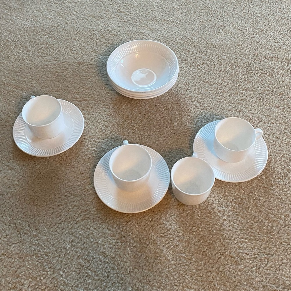 Martha Stewart Everyday White Ribbed Bowls Cup and Saucer Balustrade Franc